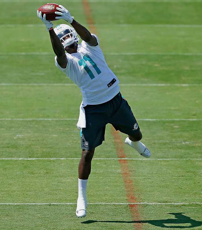 DeVante-Parker.jpg